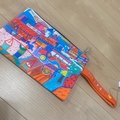 《新品未使用》　ポーチ　おしゃれ　入れ物　美品　可愛い　小物入れ　化粧ポーチ　ペンケースの画像