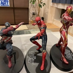 【アベンジャーズ】フィギュア3体セット