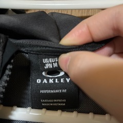 OAKLEY オークリー ウィンドジャケットの画像