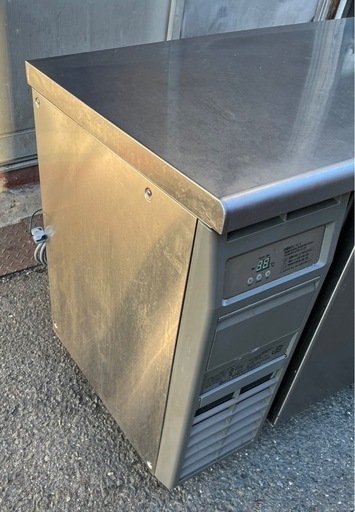 【動確済み】フクシマ 業務用冷蔵庫 YRC-120RE2 1200×600×800 239L 単相 100V 台下冷蔵庫 コールドテー