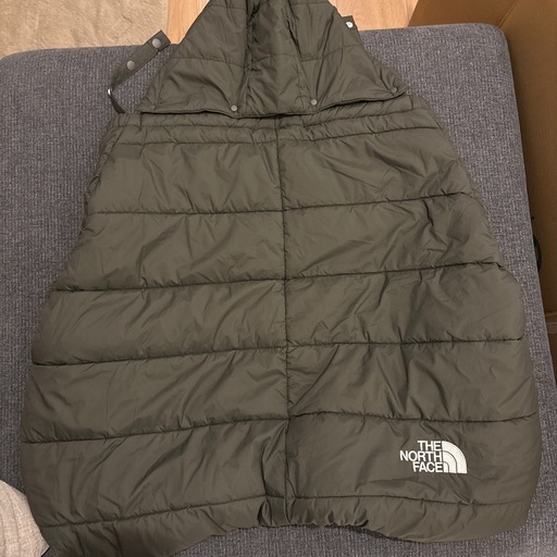 E NORTH FACE フード付きブランケット　ベビー シェルブランケット