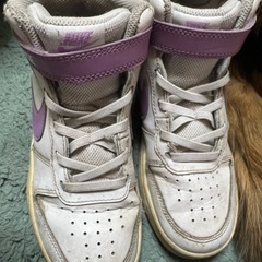 NIke　子供用ハイカットスニーカー　21センチ