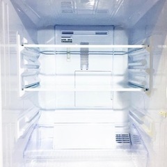 冷蔵庫【配達無料お届け設置出来ます💫都内近郊🚚】✨信頼のSHARP製137ℓ容量✨除菌クリーニング済の極美品✨他にも冷蔵庫.洗濯機.電子レンジ.オーブン電子レンジ.炊飯器.テーブル&椅子.机&チェアー.ベット&マットレス.ドレッサーなど多種多様な美品が有ります✨お気軽にお問い合わせ下さい💫の画像