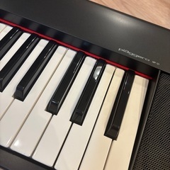 ほぼ未使用　電子ピアノ 76鍵盤YAMAHA ピアジェーロ np-31の画像