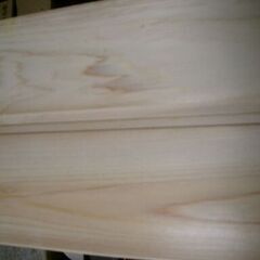 木材　ヒノキ　腰板　　約110㎝×12㎝×厚み1㎝　6枚　DIYにいかがでしょうかの画像