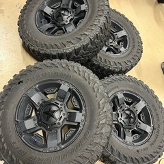 夏タイヤ　ホイール　4本セット　17インチ285/70R17