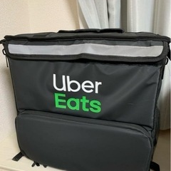 ウーバーイーツ 配達リュック 2つあります