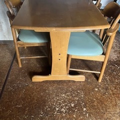 テーブル、イス(中古)