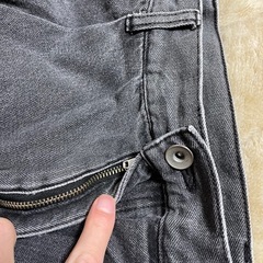デニムパンツの画像