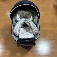 チャイルドシート　combi 極上品