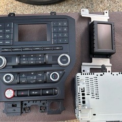フォード　マスタング　純正オーディオ　モニター　コントロールパネ...