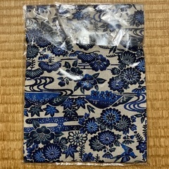 新品未使用品‼️沖縄民芸　麻染紅　巾着の画像