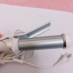 お値下げしました　リファ　カールアイロン　32mm コテの画像