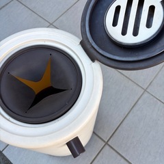 アルコール消毒済み　メーカー物　オムツポットの画像