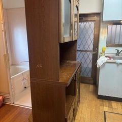 食器棚の画像