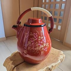 （値下げ）昭和レトロ漆器ポット