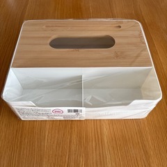 ティッシュボックス未使用品　の画像
