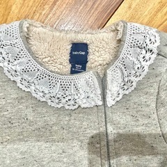 babyGAP可愛いアウター　グレー✖️裏ボアの画像