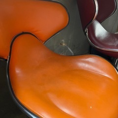 中古カウンター椅子８脚０円でお譲りします①