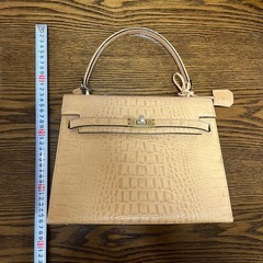 本革バッグの画像