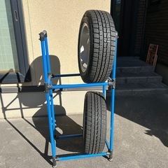 タイヤラック