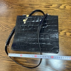 本革バッグの画像