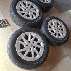?プリウスアルファ装着　ホイール&ホイールカバー&タイヤ4本セット