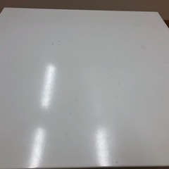 折りたたみテーブル６０（幅）×６０（奥行）×３１.５ｃｍ（高さ）の画像