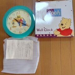 ディズニー　くまのプーさん掛け時計　未使用　作動確認済み　箱説明書付き