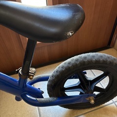 ストライダー　青の画像