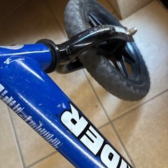 ストライダー　青の画像