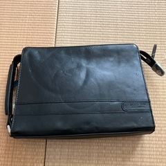 男性用カバンの画像