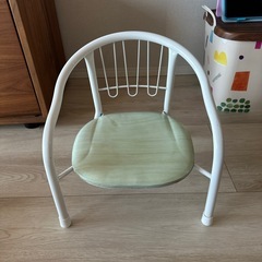 まめいす　キッズチェア