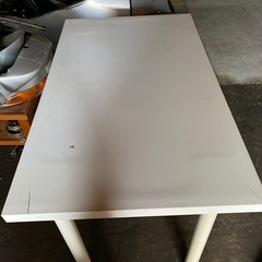 IKEA テーブル