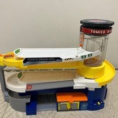 トミカ ダブルアクション トミカビル の画像
