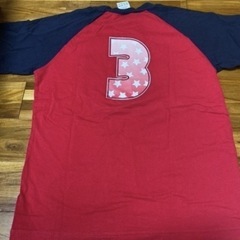 美品adidasアディダスTシャツ160cmの画像