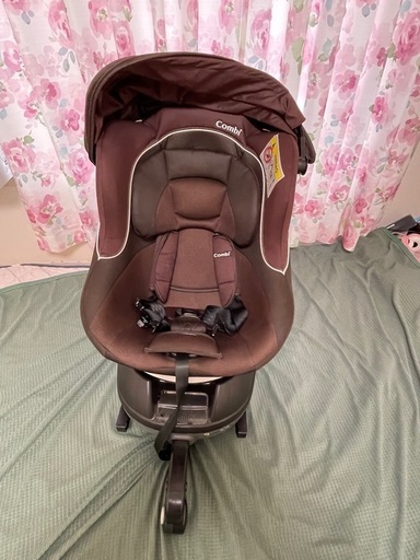 combi ネルームライト　isofix EF