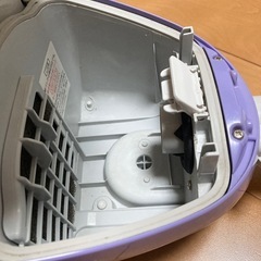 TOSHIBA東芝　紙パック式掃除機　VC-H7Biの画像