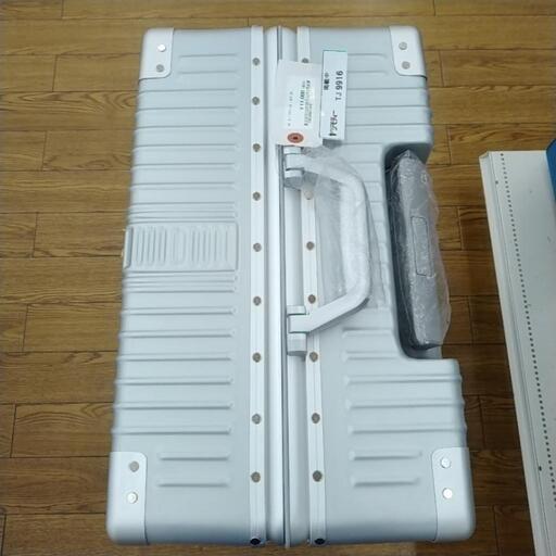 美品です！54 スーツケース シルバー XL TJ9916