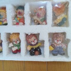 インテリア　フラワーポットセット　可愛いピエロ10ポーズセット　2箱セット　陶器　未使用　の画像