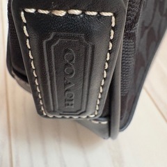 COACH ハンドポーチの画像