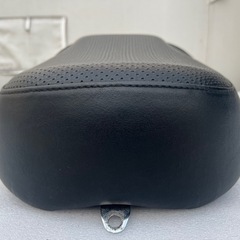 【GO-431】スポーツスター シート ハーレー 96-03の画像