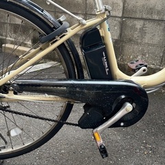 【バッテリー2個・新品タイヤ付き】YAMAHA パス 電動アシスト自転車 バッテリー2個(8V)充電器、新品タイヤ&チューブ2本、リア鍵付きの画像