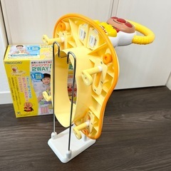 お値下げしました♪アンパンマン 2way補助便座　リッチェル便座スタンド　便座シート5セット付きの画像
