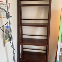 木製の棚