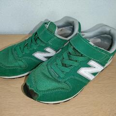 18.5cm ニューバランス New Balance