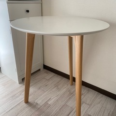 丸テーブル　カフェテーブル
