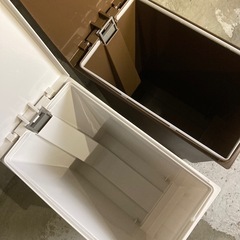 除菌済 2個セット ゴミ箱 ペダル式 茶 白 ②の画像