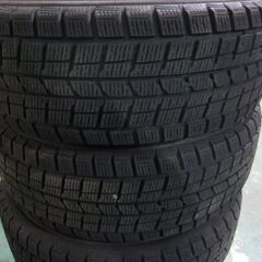 ダンロップスタッドレスDSX　215/65R16の画像