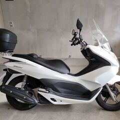 ホンダ　PCX125 JF28走行距離5,457km【自賠責27年11月まで】の画像